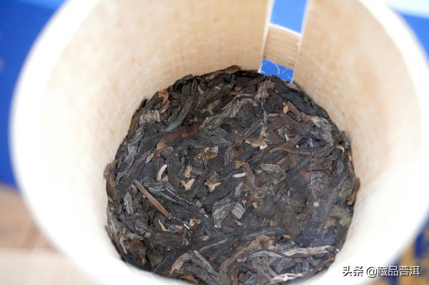 番顺普洱茶如何划分体系？2021年一班竹筒茶为例，诠释百龄品质